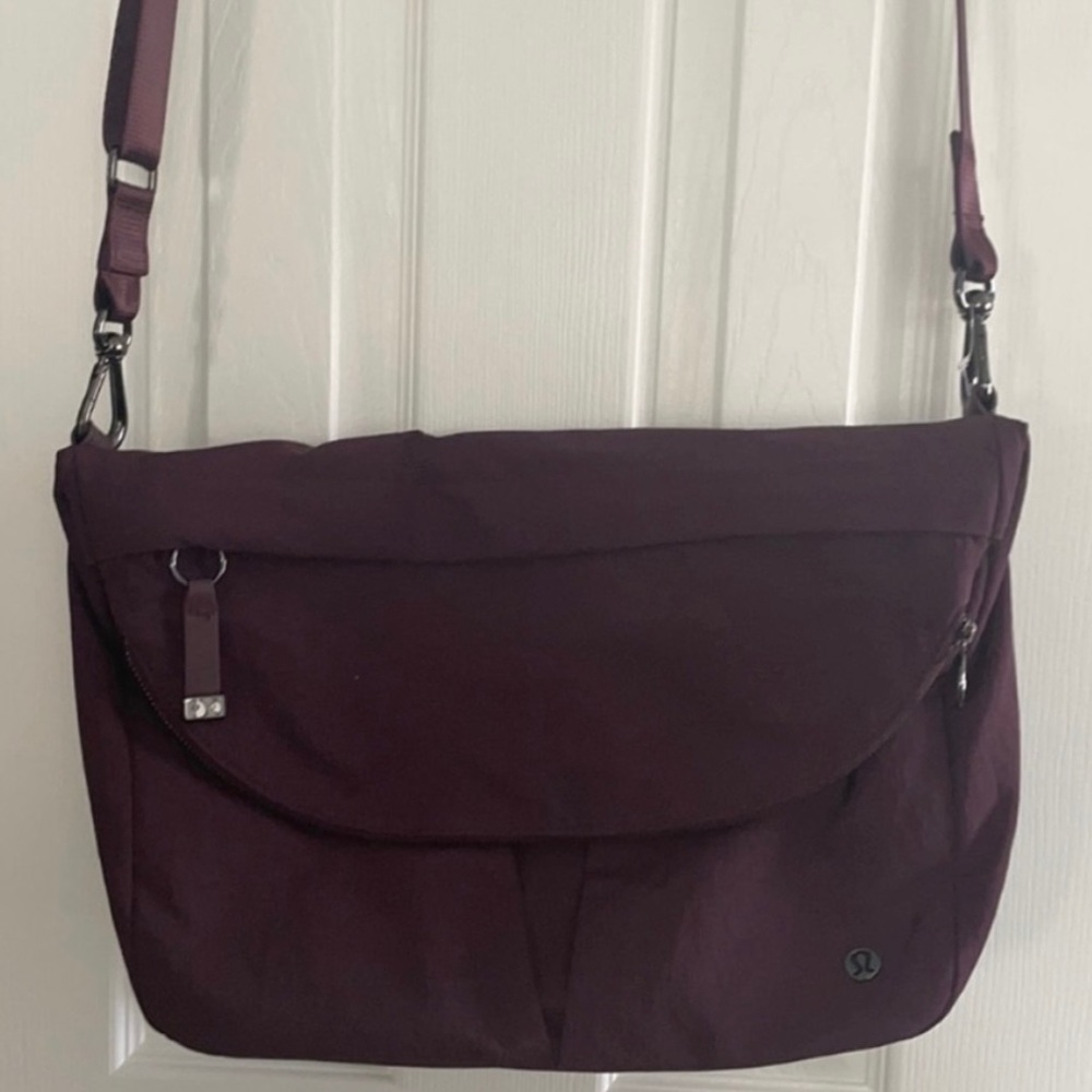 Gently Used Lululemon Large Festival Bag Cassis
